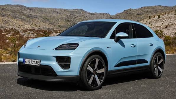 2026 Porsche Macan Turbo EV